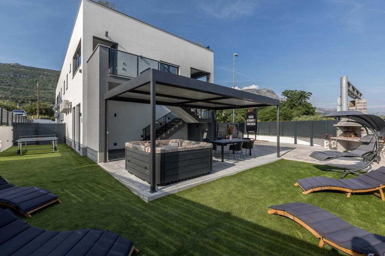 Luxury Apartments Katarina Kaštela Exteriör bild