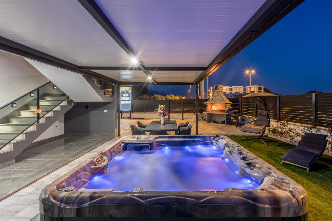 Luxury Apartments Katarina Kaštela Exteriör bild