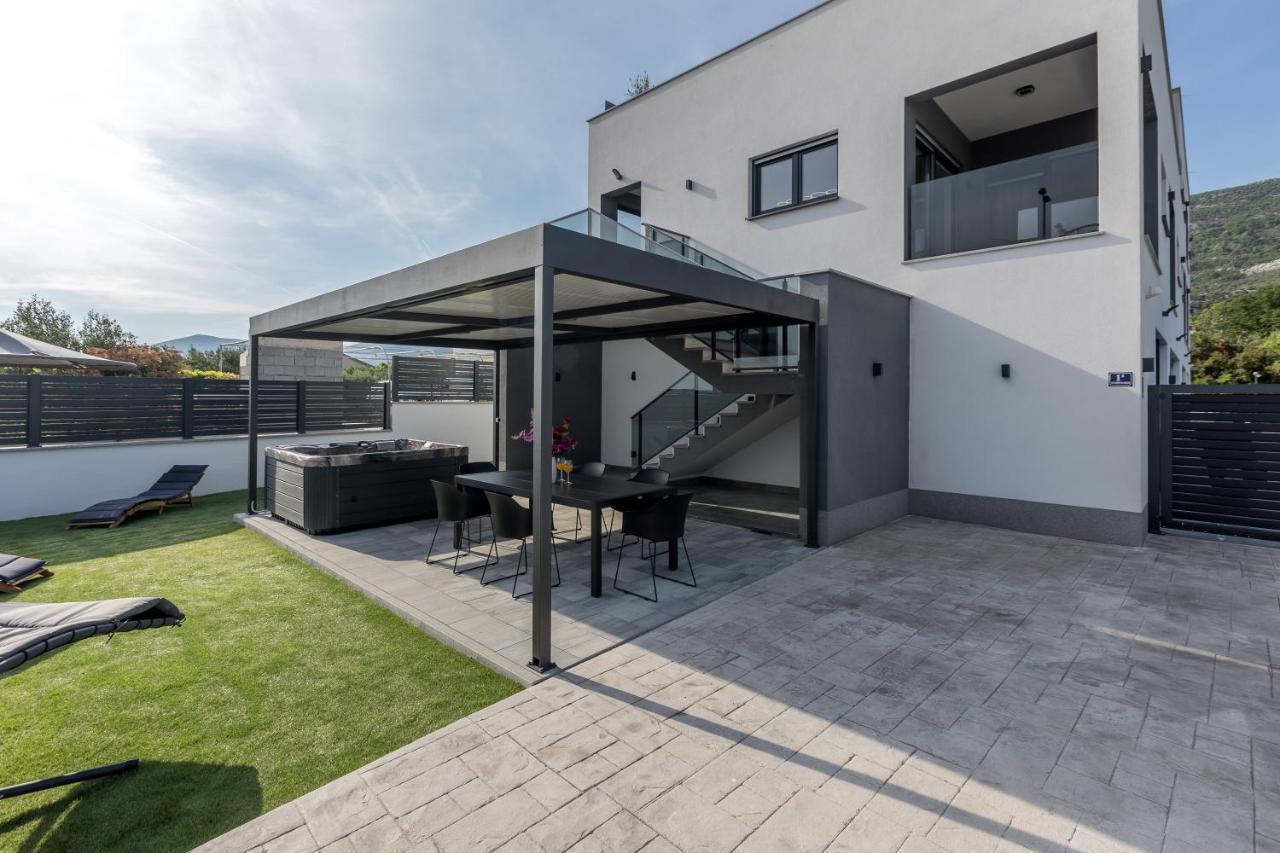 Luxury Apartments Katarina Kaštela Exteriör bild