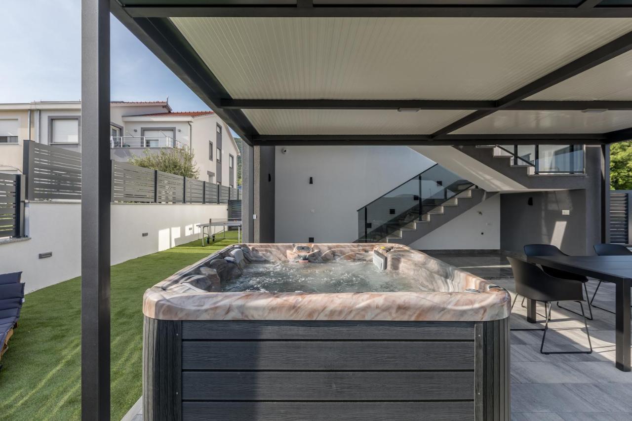 Luxury Apartments Katarina Kaštela Exteriör bild